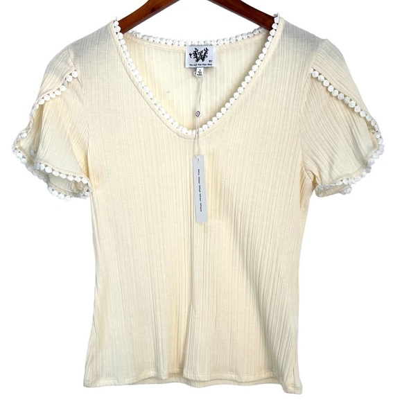 W by Who Wear What When Where Ivory Eyelet Trim Top - Picture 1 of 7